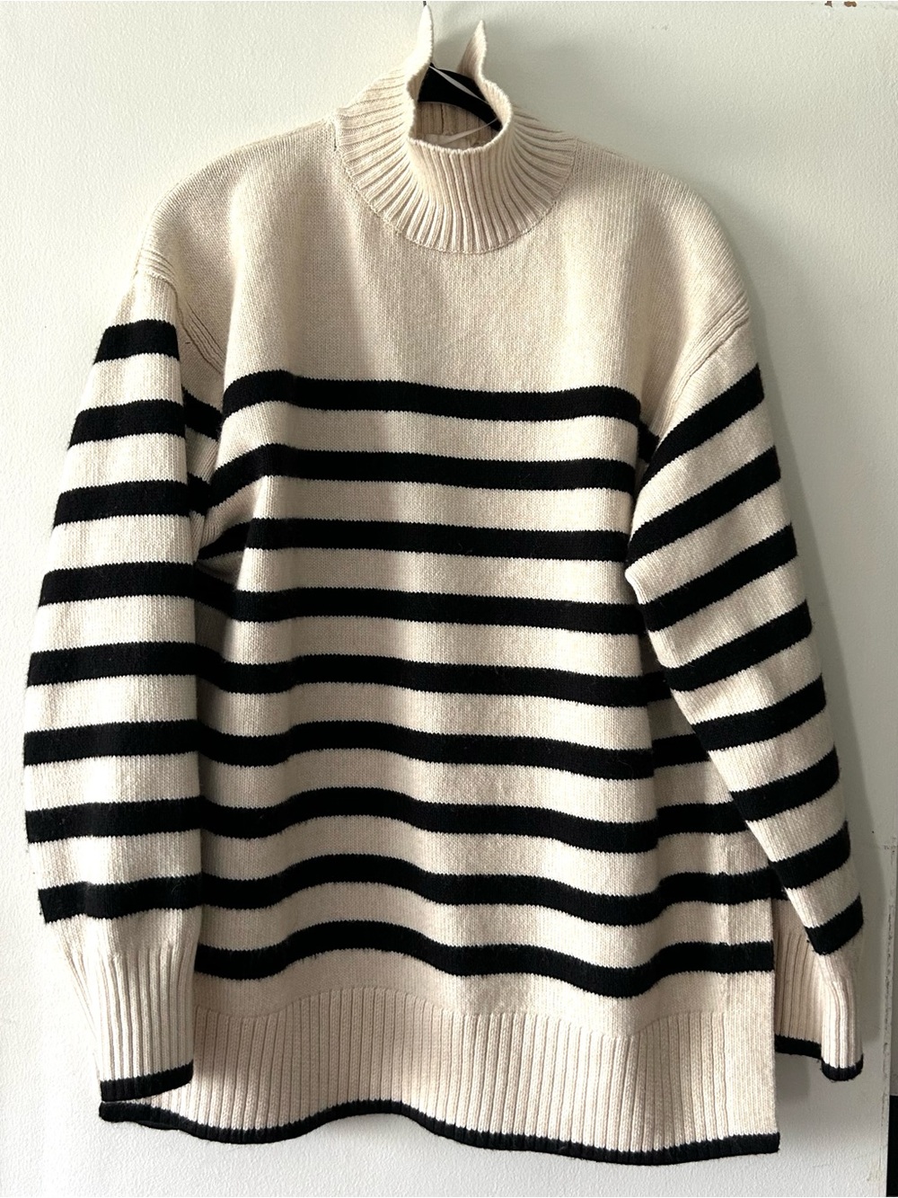 H&M sweater